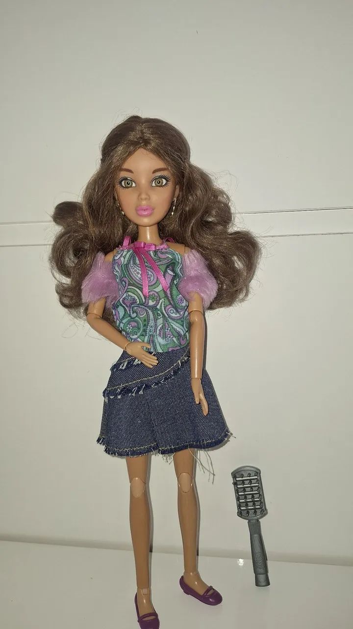 Boneca Liv Alexis 