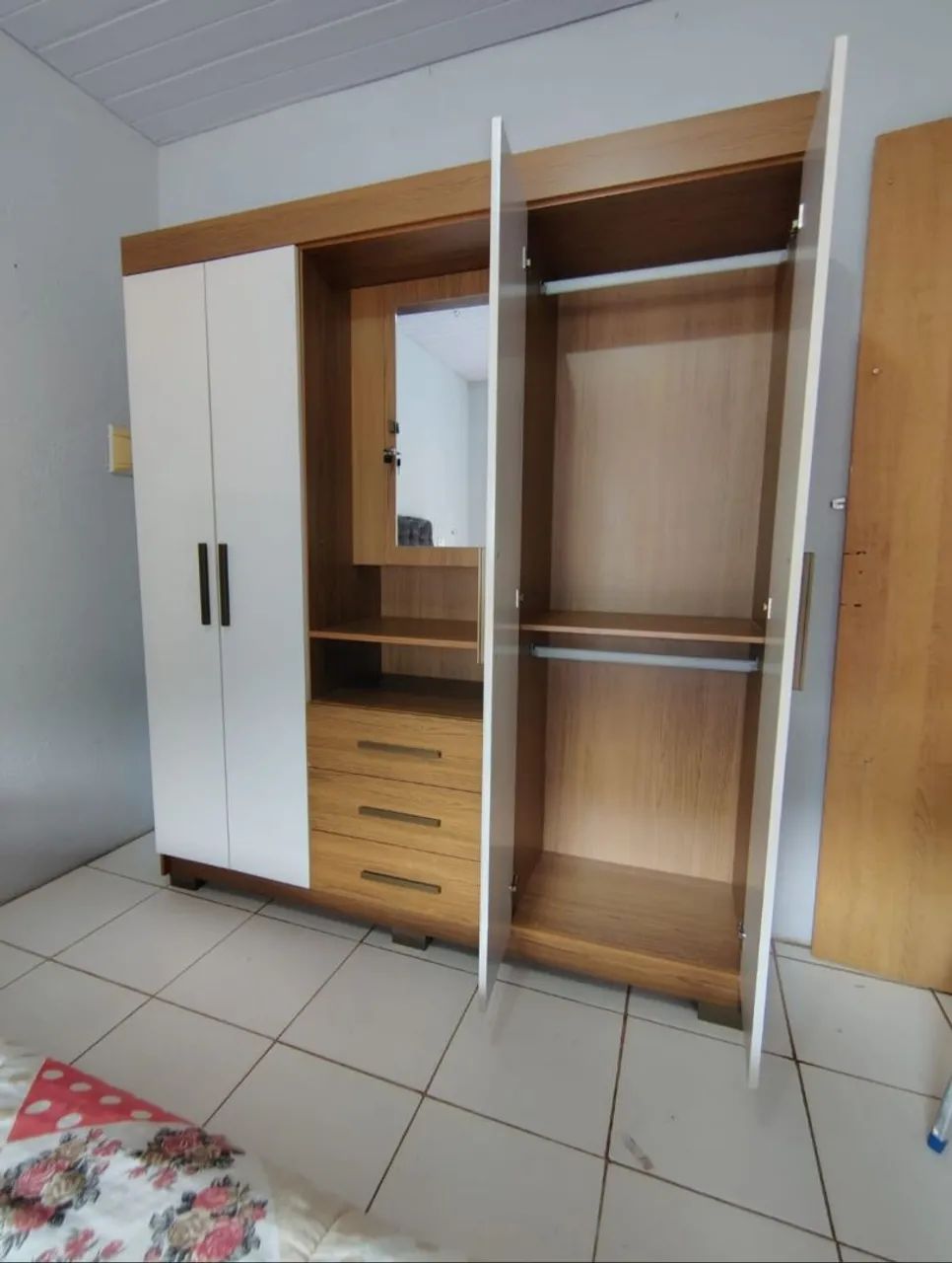 - Vendo "Guarda Roupa _NoVoS  - Foto 5