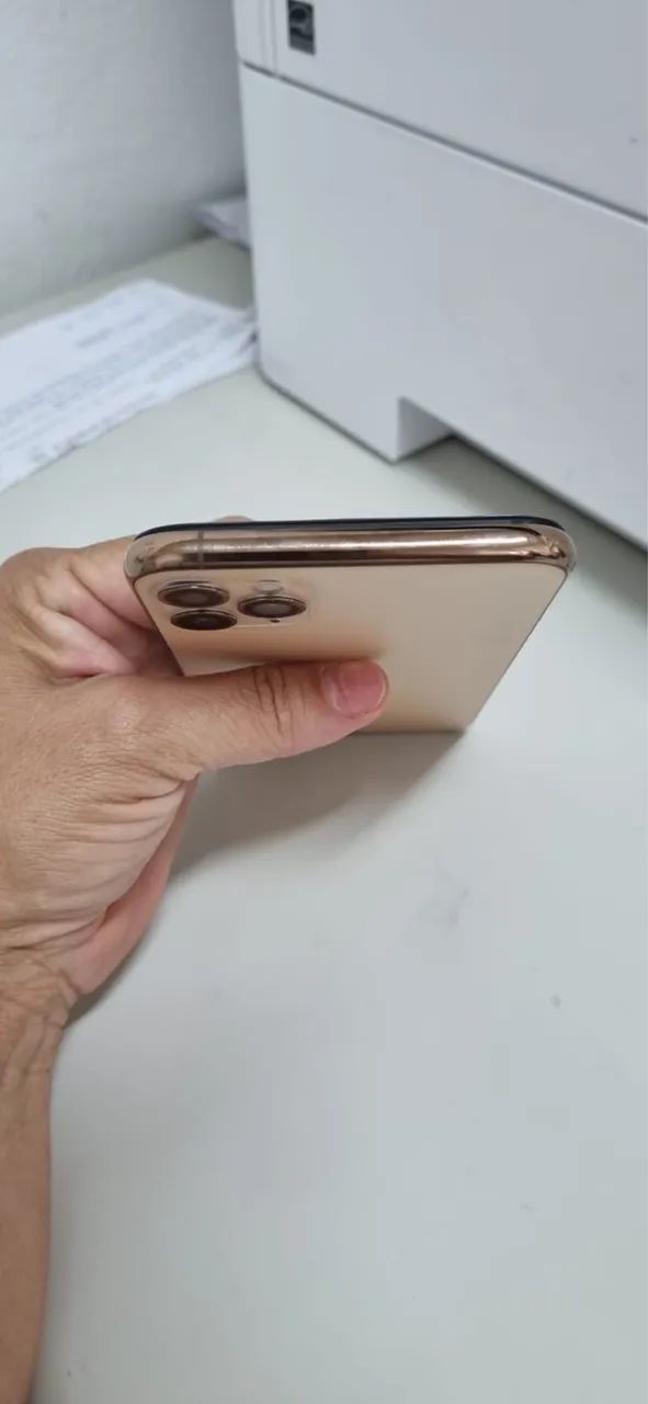 iphone 11 pro max usado 1000 reais  - Foto 5