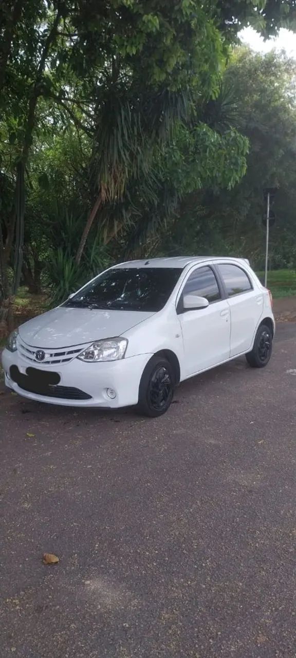 Toyota Etios ETIOS X 1.3 Flex 16V 5p Mec. 2015