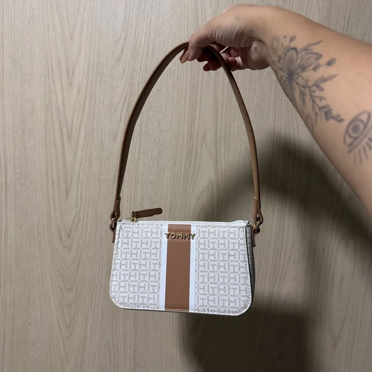 Bolsa de ombro Tommy