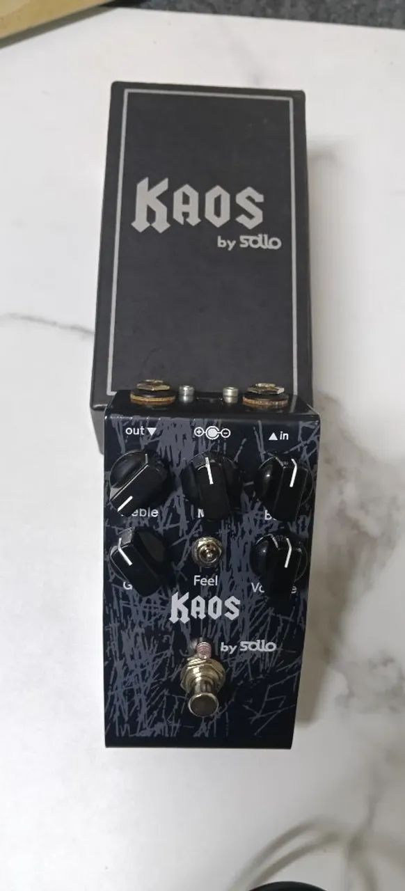 Pedal kaos 