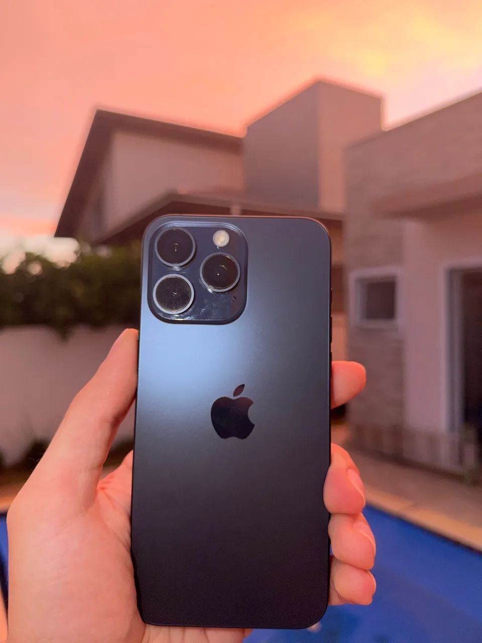 IPHONE 15 PRO MAX 256gb AZUL TITÂNIO  - Foto 4