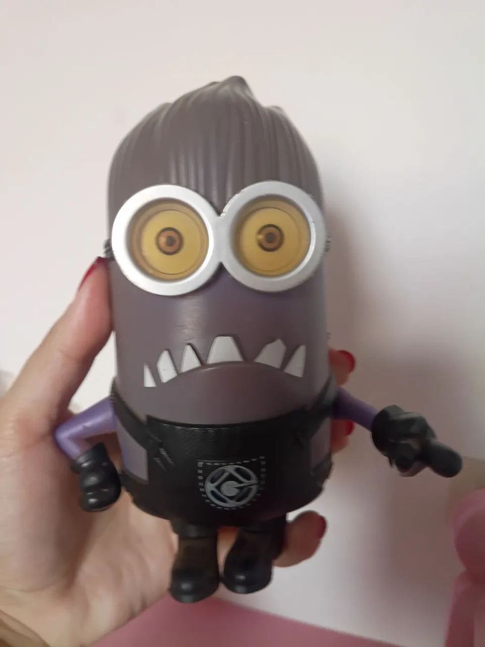 Rádio portátil Minions - Foto 5