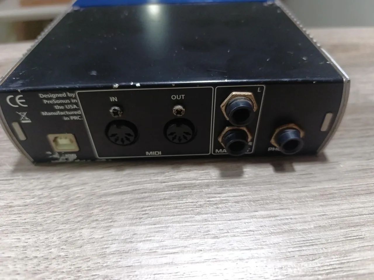 Interface de Áudio PreSonus AudioBox USB 2 Canais MIDI - Foto 4