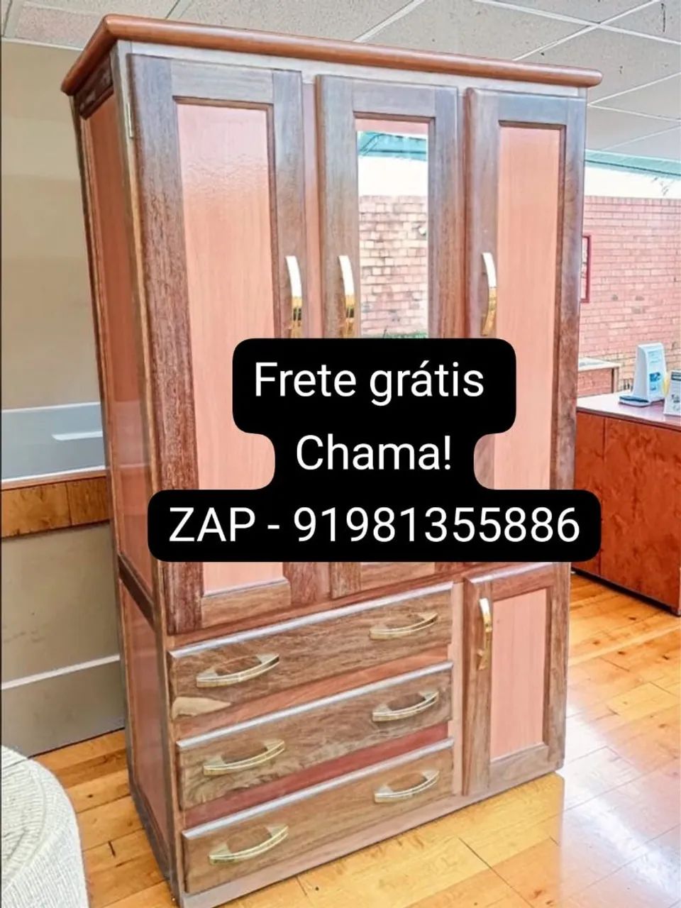 Guarda roupa de solteiro 3 portas com espelho novo!