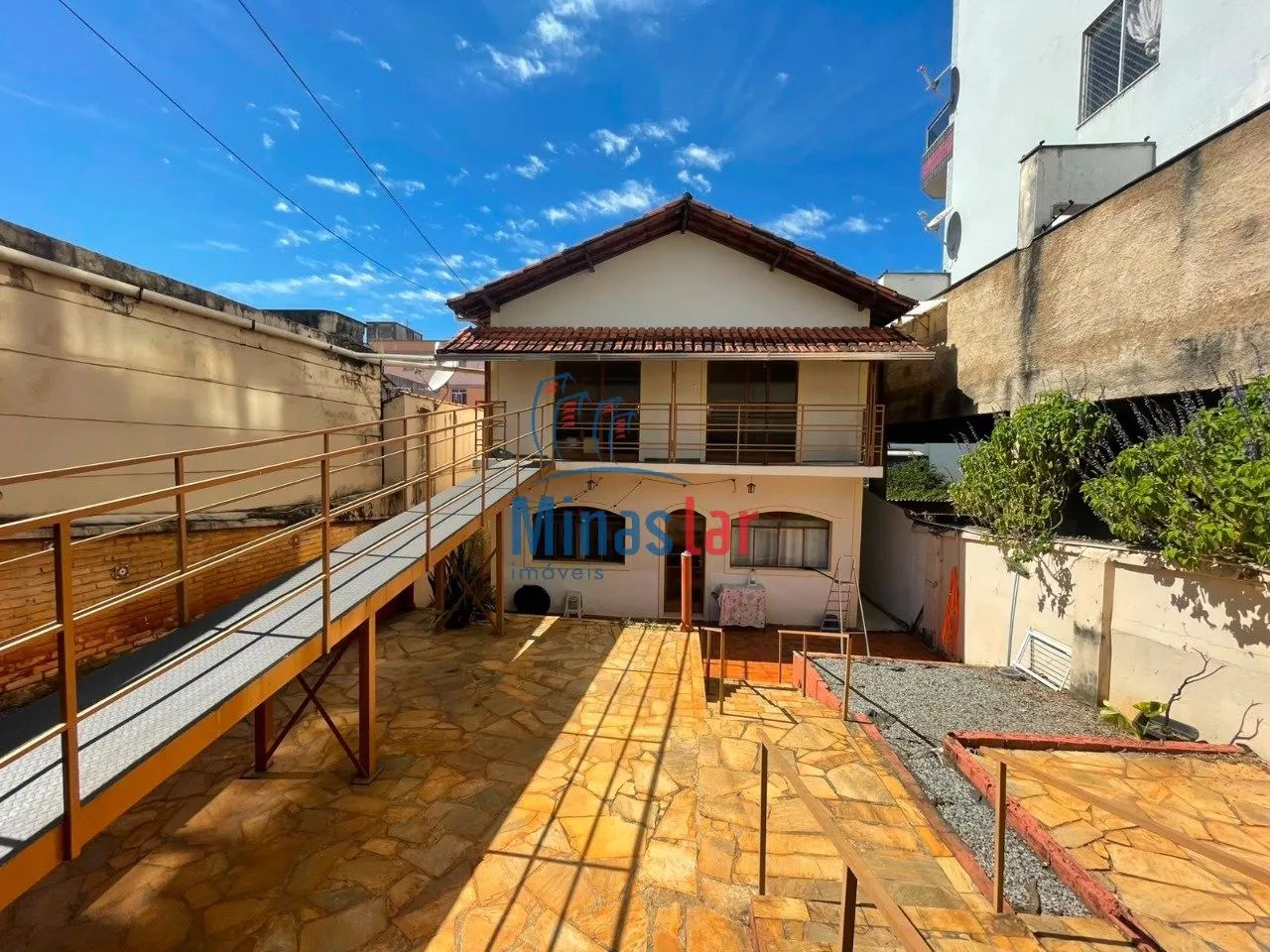 Casa em boa localização - Foto 4