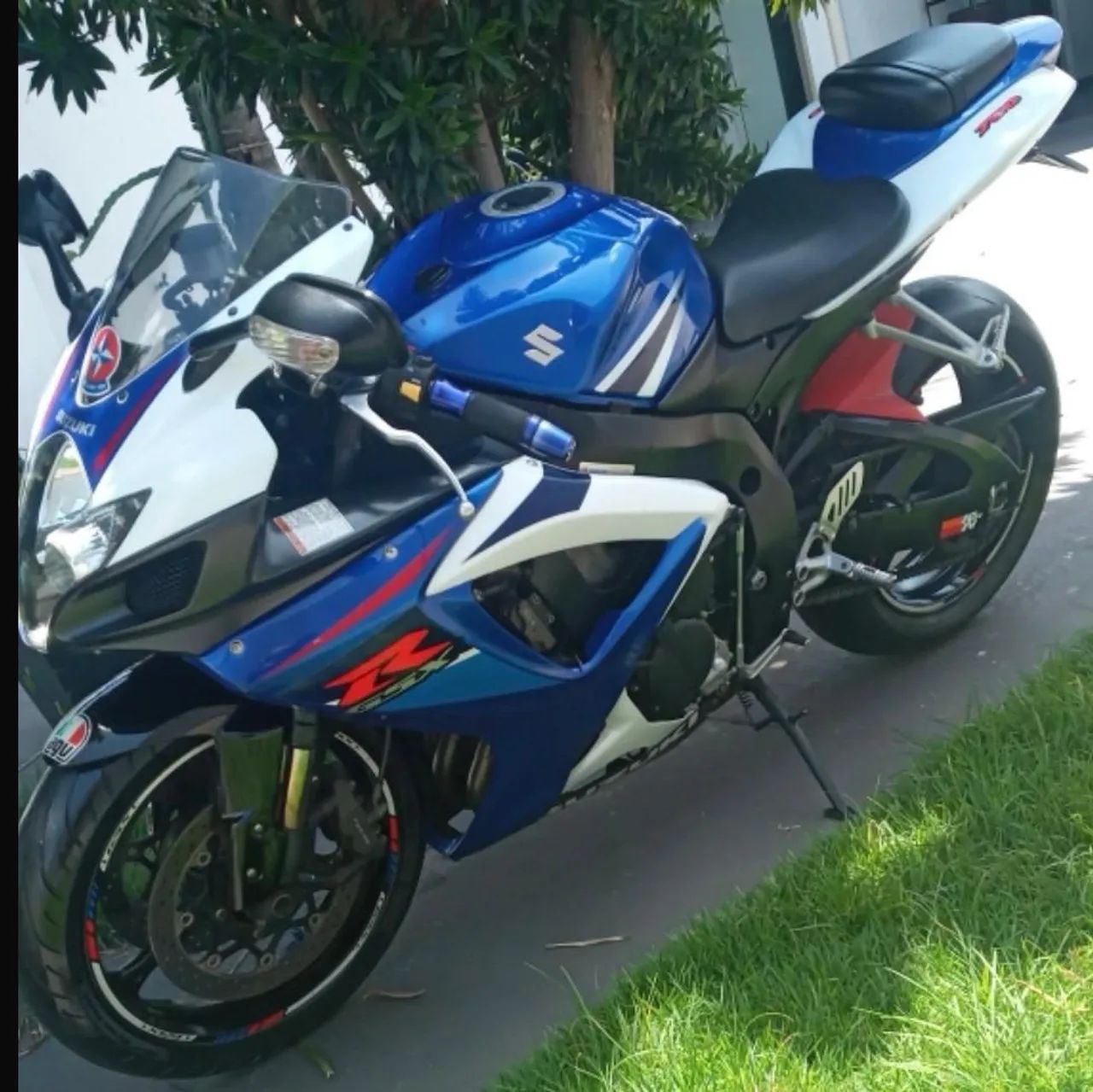 Srad 750 2009