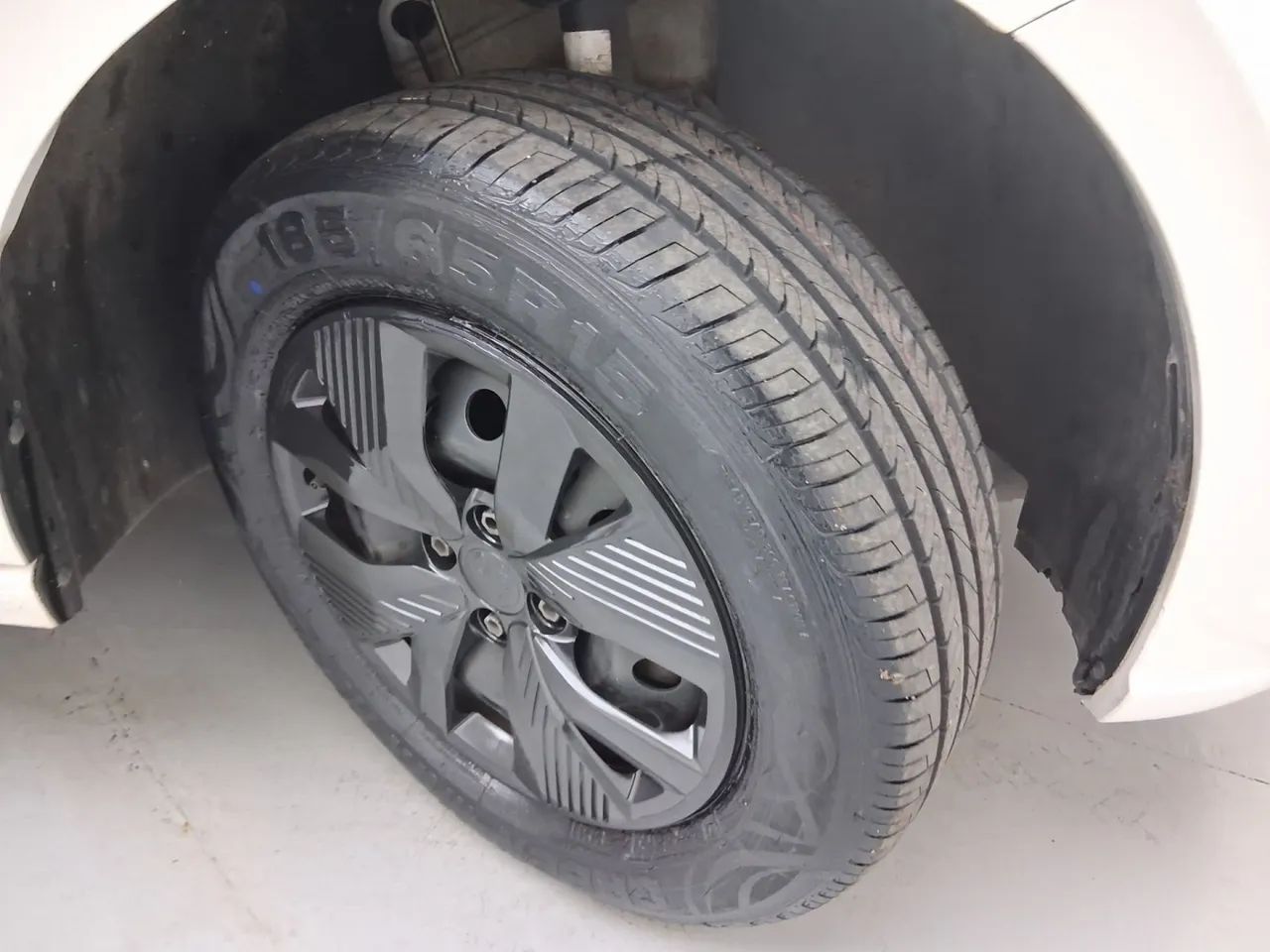 Volkswagen Polo Track 1.0 Flex 12V 5p, foto 13 de 18