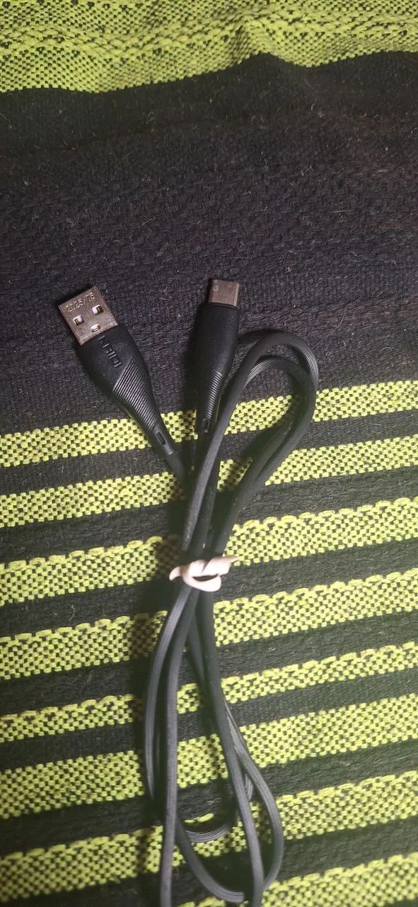 Fone de ouvido aprova d'água TWS + Cabo - Foto 4