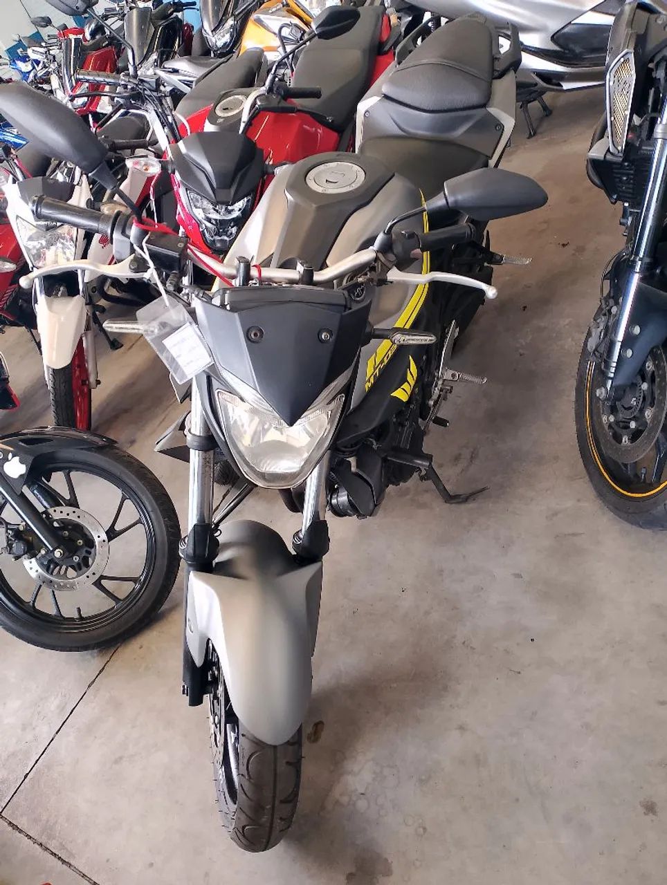 YAMAHA MT 03 2019 - Foto 2