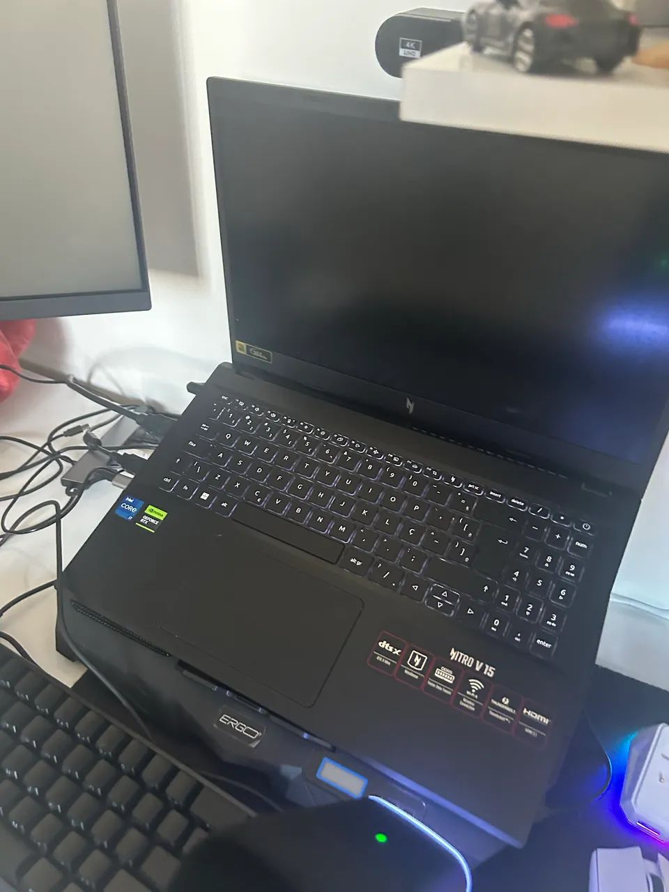 Acer nitro v15 com i7 de 13 geração e 16 gigas de ram(aceito trocas em pc gamer) - Foto 2