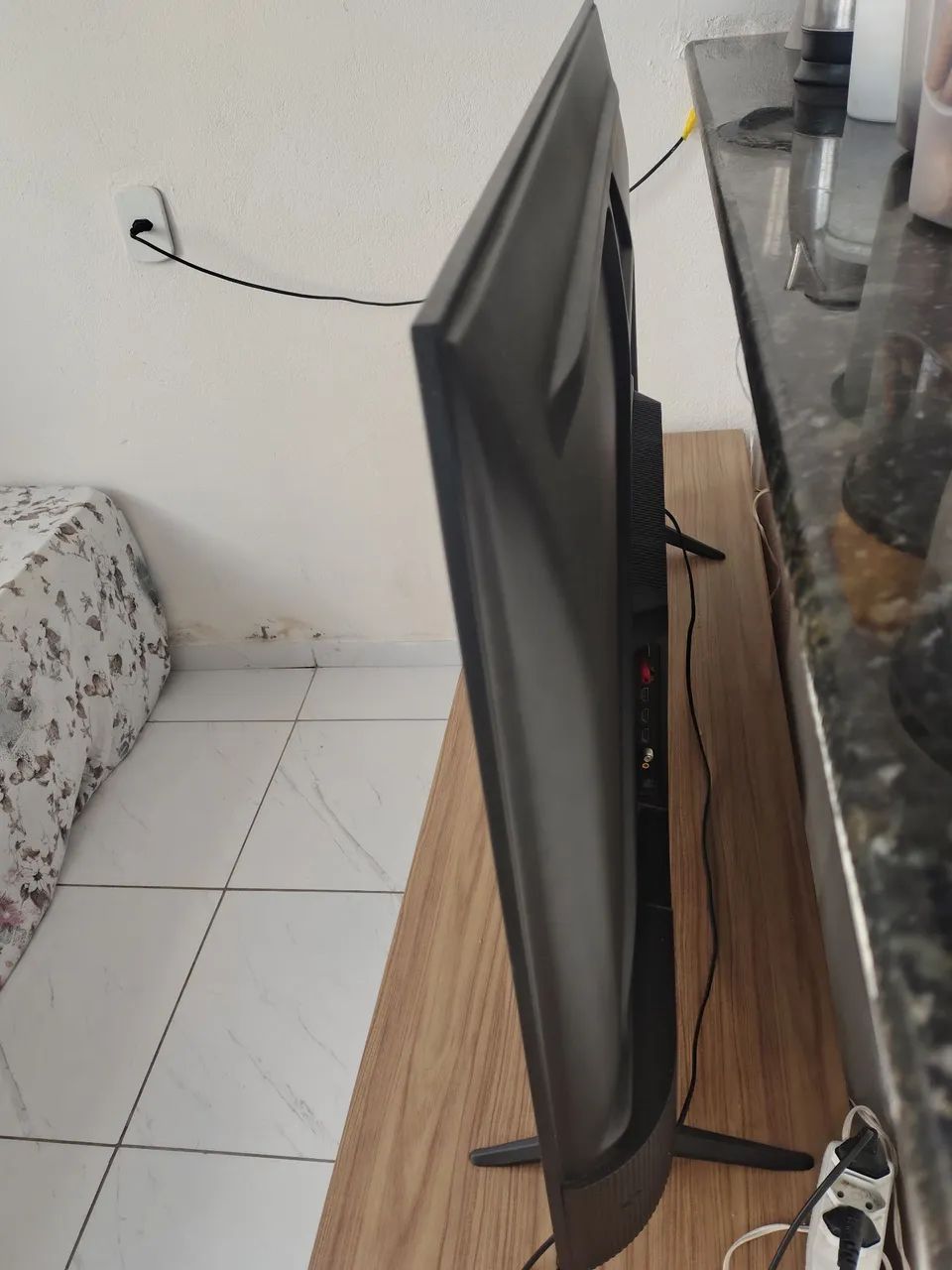 Vendo tv 50 polegadas TCL  - Foto 2