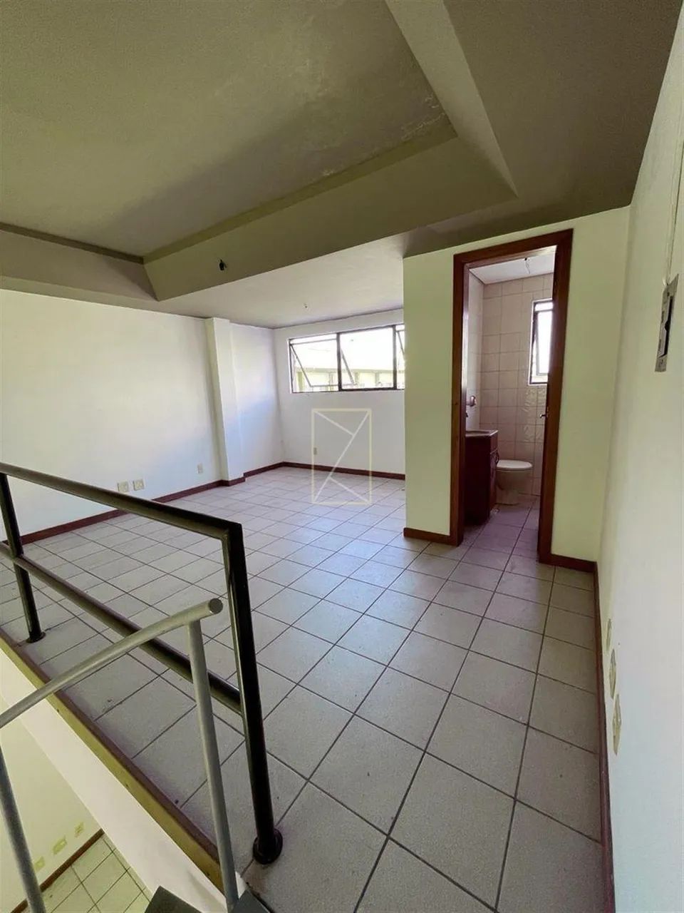 Sala Comercial com mezanino. Comercial e Residencial Moreira César. Ár - Foto 5