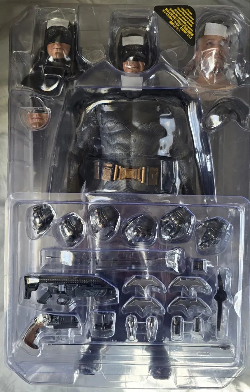 Hot toys batman vs superman 2.0 deluxe version - Foto 3