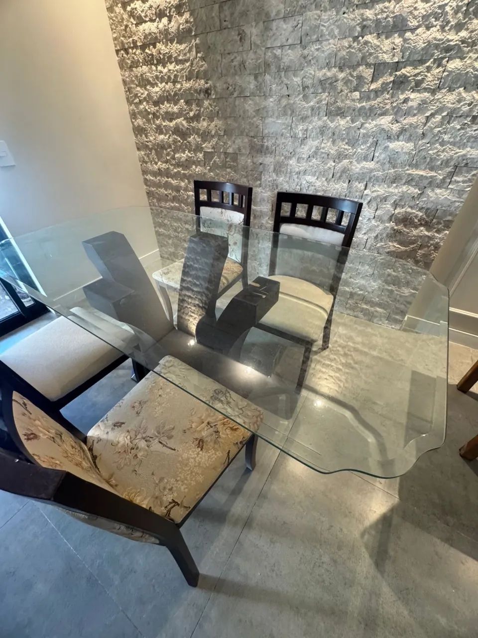 Mesa de jantar moderna em vidro - 6 lugares - Foto 2