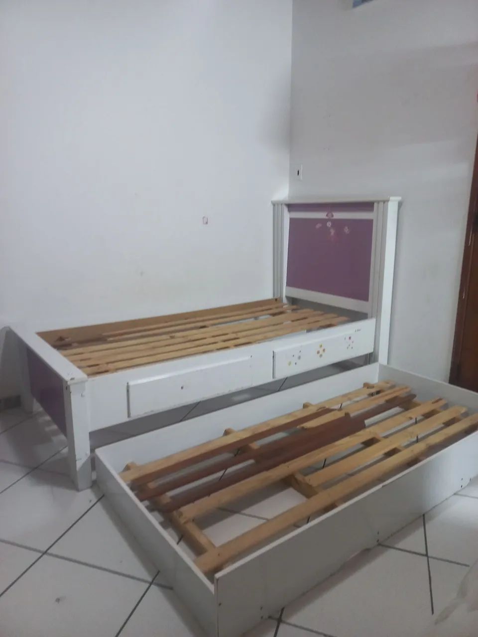 Cama solteiro com cama auxiliar 100% mdf