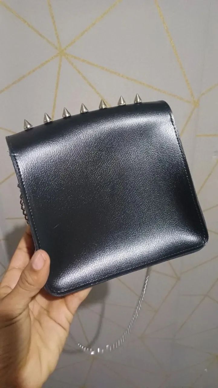 Bolsa Feminina Nova com Tachas - Nunca Usada - R$ 100 - Foto 2