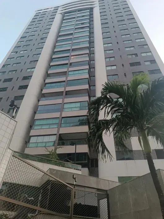 APARTAMENTO NO EDIFÍCIO JOSE PAES DE ANDRADE
