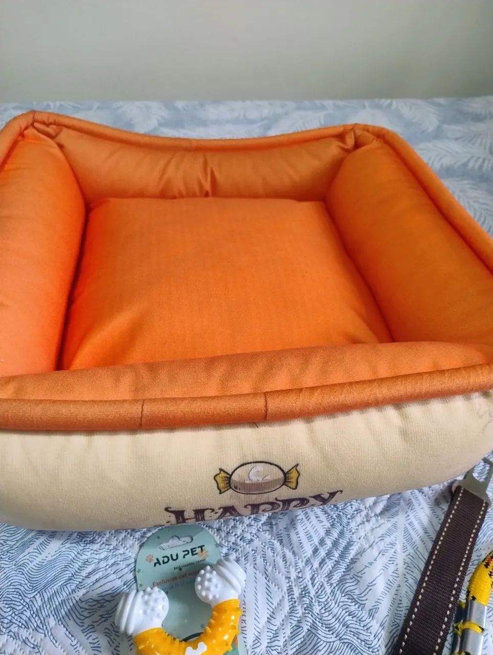 Cama + brinquedo + peitoral e guia para caes - Foto 2