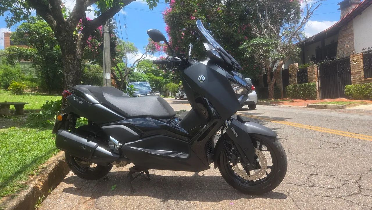 XMAX 250 CONNECTED - Foto 2
