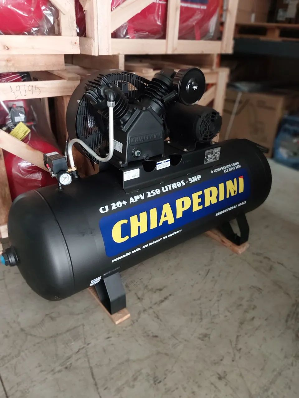 Compressor de ar Chiaperini de 250L 20pcm 5hp Trifásico Industrial (Loja/Nova) - Foto 2