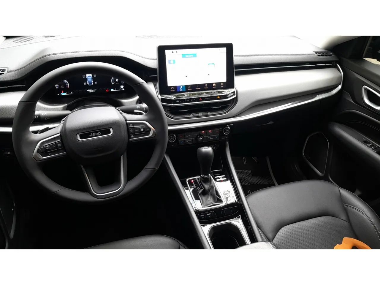 Jeep Compass LONG. T270 1.3 TB 4x2 Flex Aut., foto 12 de 16