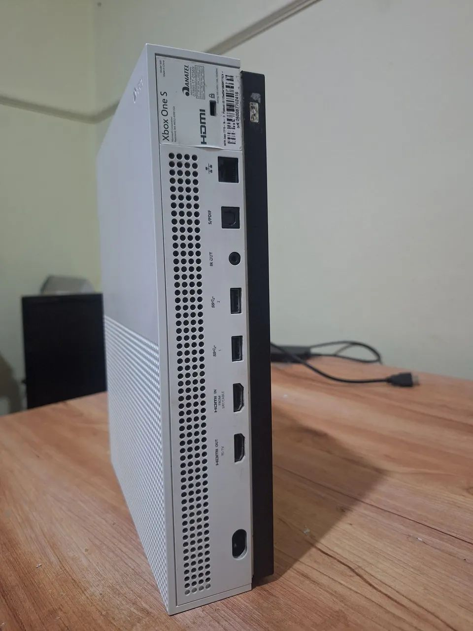 Xbox One S 1tb - Foto 4
