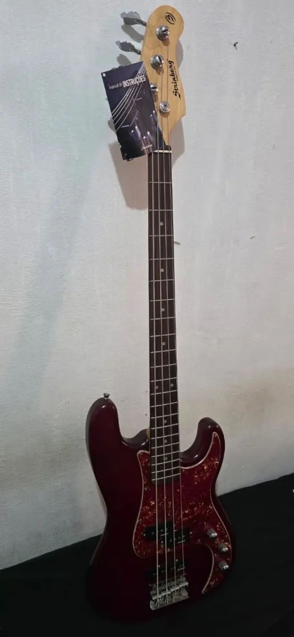 BAIXO STRINBERG