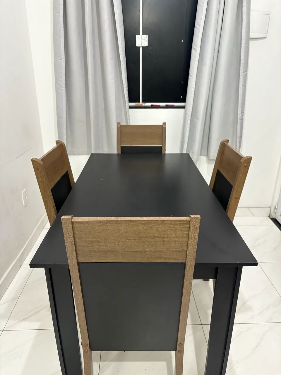 Mesa com 4 cadeiras 100% mdf  - Foto 2