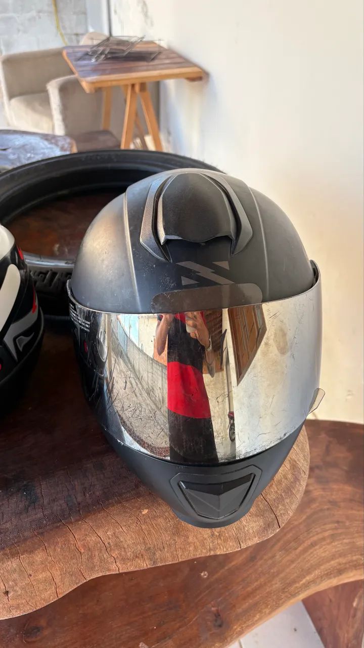Capacete Norisk Preto Fosco + Viseira Fumê, Viseira Transparente e Caixa Original