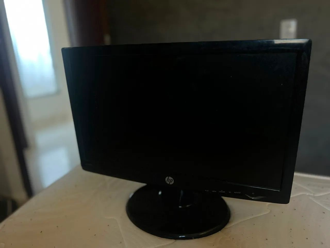 Monitor HP 19 Polegadas Com fio De HMDI de brinde. - Foto 2