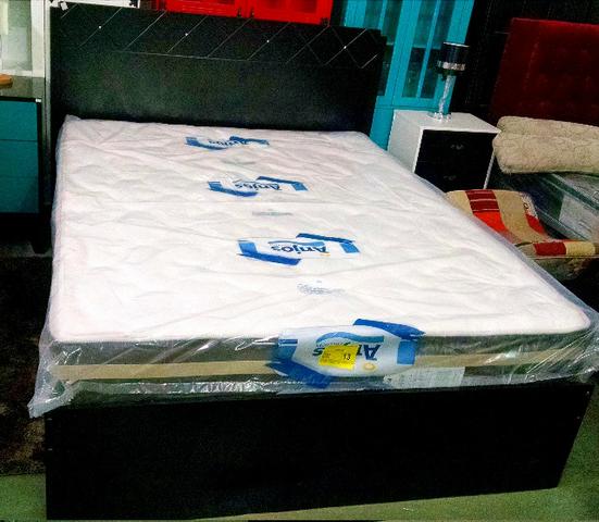 Cama de Casal Rudnick completa com Cristais Swarovski 1.61m
