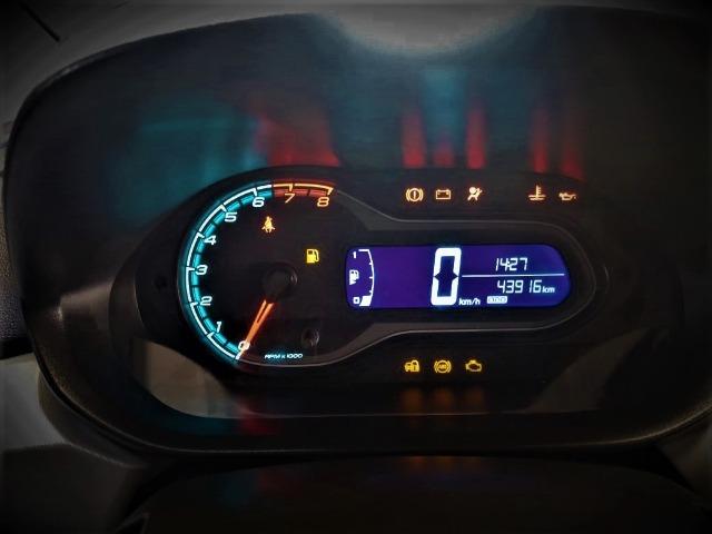 Gm - onix completo baixa km,1 dono,dh,ac,vte,air bag,dvd,estepe s/ uso,impecavel,placa a - Foto 5