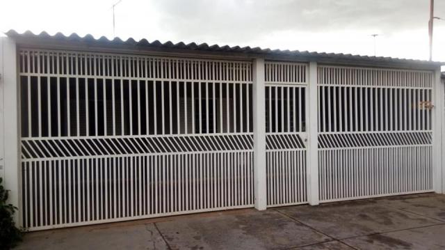 Casa 3 quartos + casa fundos, habite-se, ACEITA FINANCIAMENTO!! - Foto 2