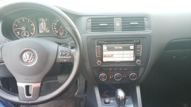 Jetta Confortline Top Flex + GNV 5ª Geração - Foto 9