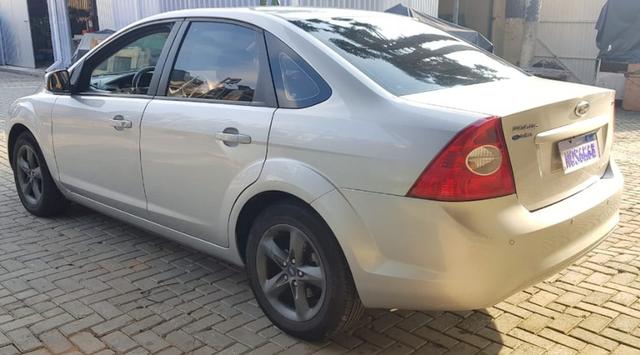 Focus sedan 2.0 automático 20009 - Foto 6