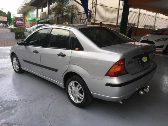 FORD FOCUS SEDAN 2.0 16V/ 2.0 16V FLEX 4P - Foto 4