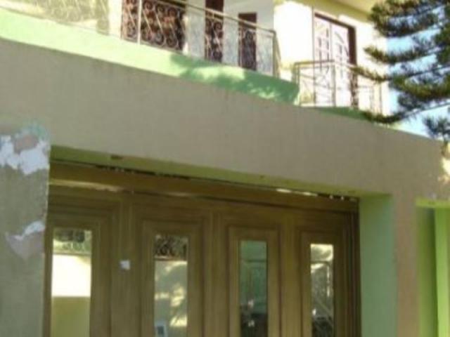 Excelente casa 3 andares,lazer completo, casa de fundos, QNG 13, Taguatinga