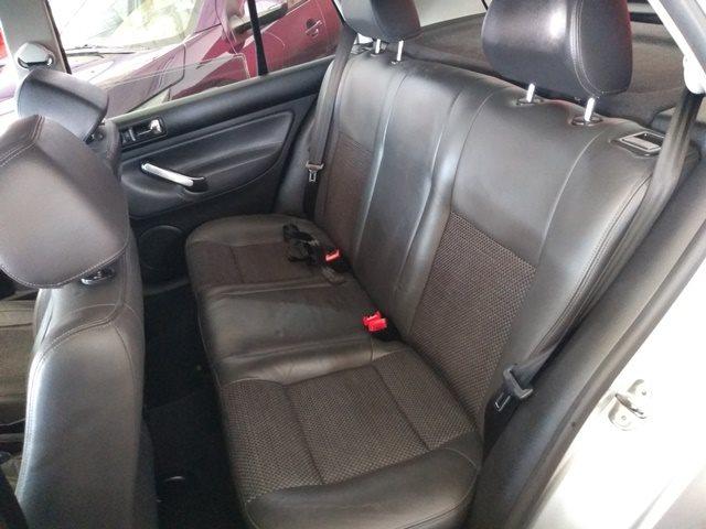 GOLF 2009/2010 1.6 MI SPORTLINE 8V FLEX 4P MANUAL - Foto 10