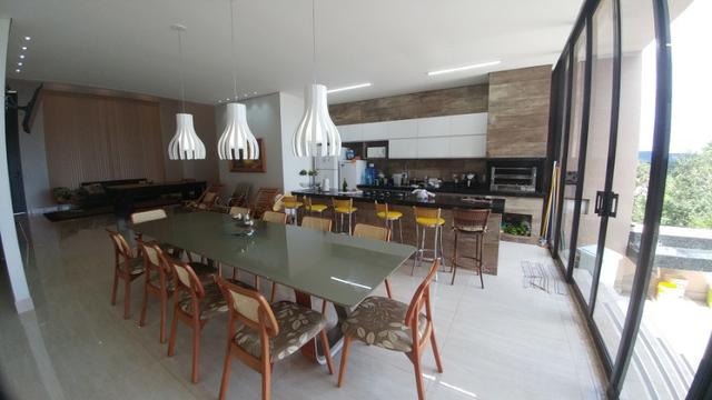 Casa Condominio Fechado, Alto Padrão com 04 Suítes, em Caldas Novas GO - Foto 13