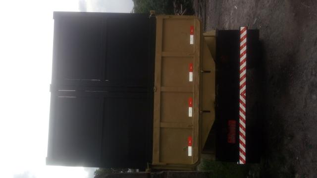 Caminhão caçamba - Foto 2