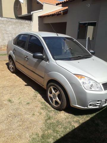 Ford fiesta sedan 07/08