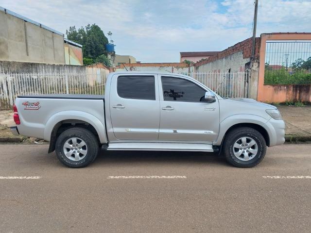 Vende-se Hilux 3.0 Srv seminova 2013 abaixo da fipe - Foto 5