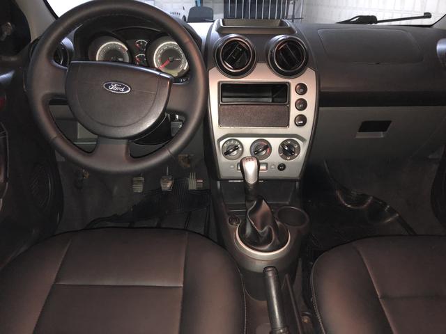 Fiesta Sedan 1.6 completo - Foto 14