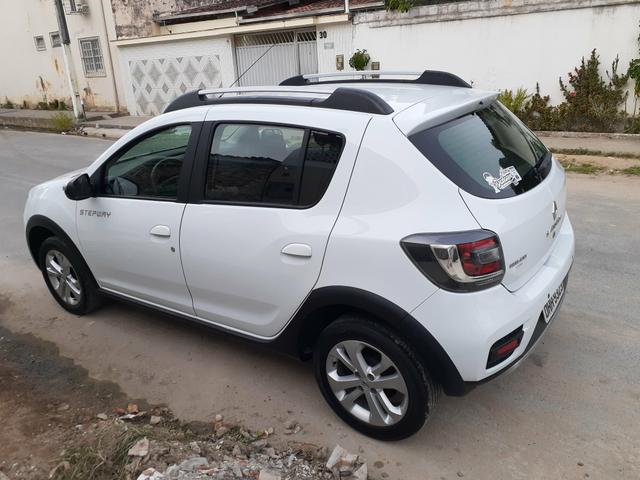 Sandero stepway 1.6 - 2015/2015, automatico - semi novo