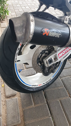 Suzuki GSX R 2004 - Foto 10
