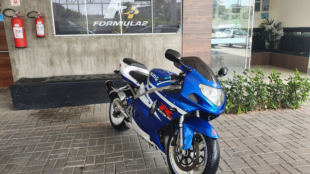 Suzuki GSX R 2004 - Foto 7