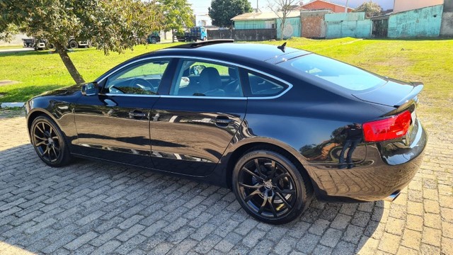 AUDI A5 PRETO TOP