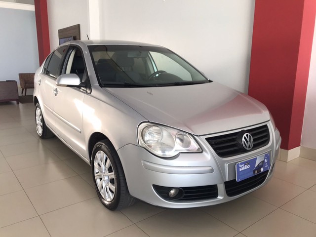 POLO SEDAN IMOTION 10/11